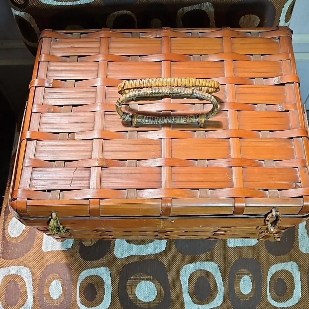 Antique Bamboo Slat Fishing Basket Japanese Late 1800's?  Vintage